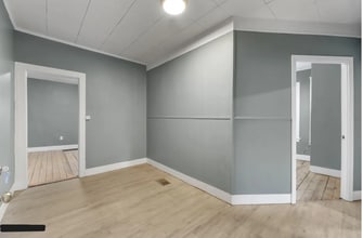 53 Orchard St, Unit 53 Orchard St. #1 in Pittsfield, MA - Building Photo - Building Photo