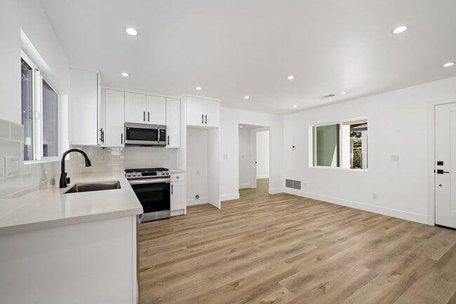 property at 4723 Albury Ave