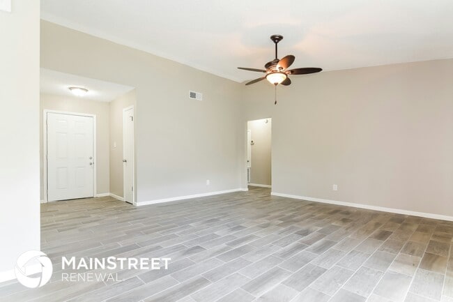 17606 Shadyside Cir in Lutz, FL - Building Photo - Building Photo