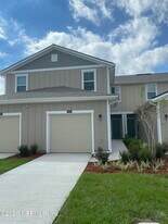 911 Capitol Pkwy in Jacksonville, FL - Building Photo