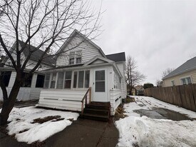 24 Baxter St in Binghamton, NY - Building Photo
