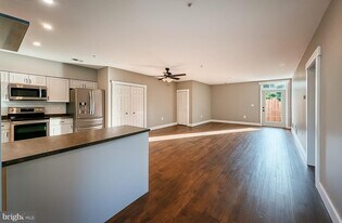 1955 Pawlet Dr in Crofton, MD - Building Photo