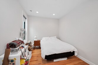 2444 Ontario Rd NW in Washington, DC - Building Photo - Building Photo