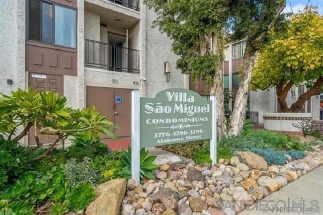 3776 Alabama St, Unit 210 in San Diego, CA - Building Photo - Building Photo