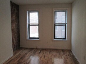30 Curtis St, Unit 23-9 in Boston, MA - Foto de edificio - Building Photo