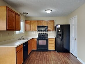 3289 Summitrun Dr in Independence, KY - Building Photo - Building Photo