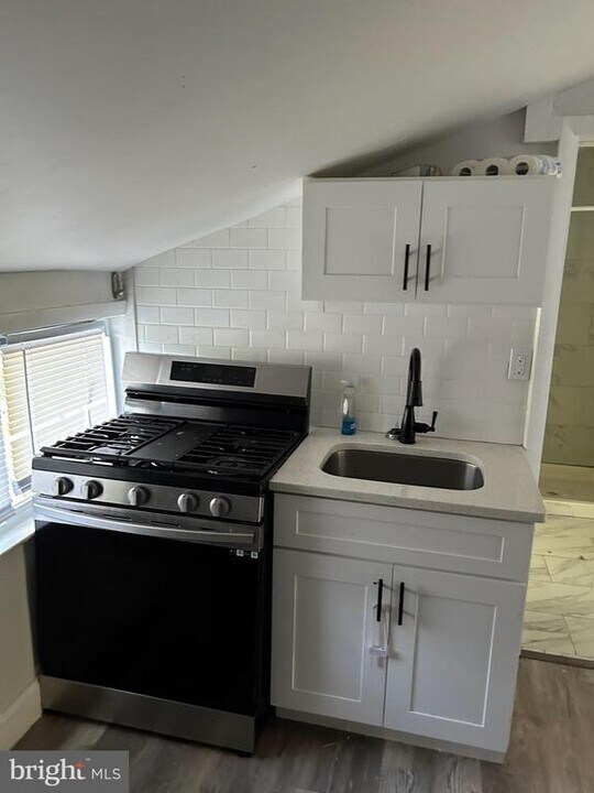 253 Harding Ave in Clementon, NJ - Building Photo