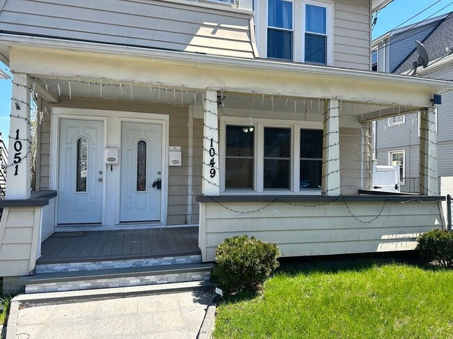 property at 1049 Campbell Ave