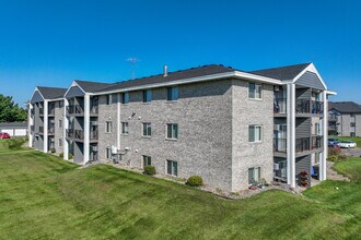 Country Acres Estates in Sartell, MN - Building Photo - Building Photo