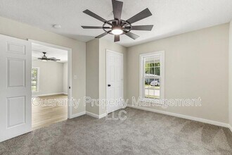 713 E Divine St in Dunn, NC - Building Photo - Building Photo