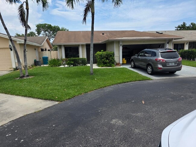 property at 6 Hammond Pl