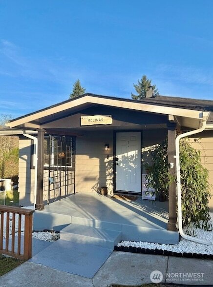 1149 Sherman Ave in Port Orchard, WA - Building Photo - Building Photo