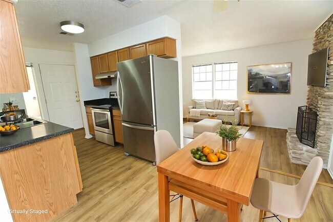 8002 Sonnet Ave in Austin, TX - Building Photo - Building Photo