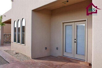 4118 Galicia Way in Las Cruces, NM - Building Photo - Building Photo