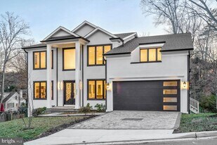 2936 N Oxford St in Arlington, VA - Building Photo