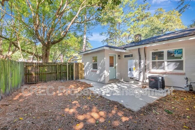 property at 1757 Skinner Ave