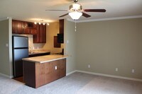 Lakeshore Apartments photo'