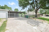 939 Christine St photo'