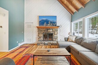 214 Alran Rd in Killington, VT - Building Photo - Building Photo