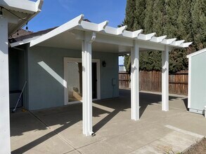767 Kingman Dr in Vacaville, CA - Building Photo - Building Photo