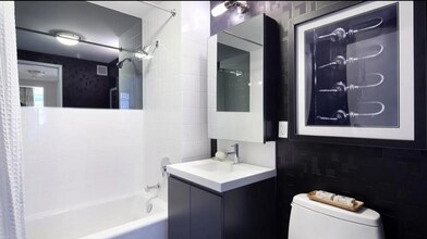 2-14 50th Ave-Unit -8 in Queens, NY - Building Photo - Building Photo
