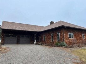 96 Baker Rd in Sutton, NH - Building Photo