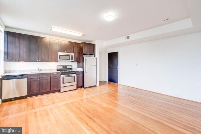 1575 Spring Pl NW in Washington, DC - Building Photo - Building Photo