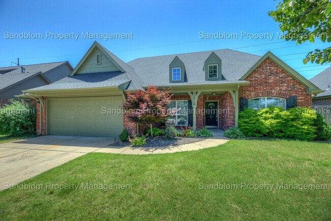 property at 11716 S Willow Pl