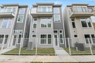 4013 Ward St in Houston, TX - Building Photo - Building Photo