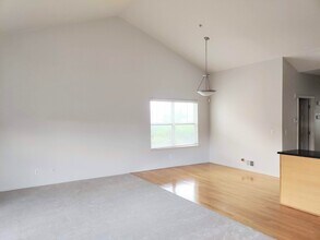 25564 Portico Ln, Unit 25564 in Novi, MI - Building Photo - Building Photo