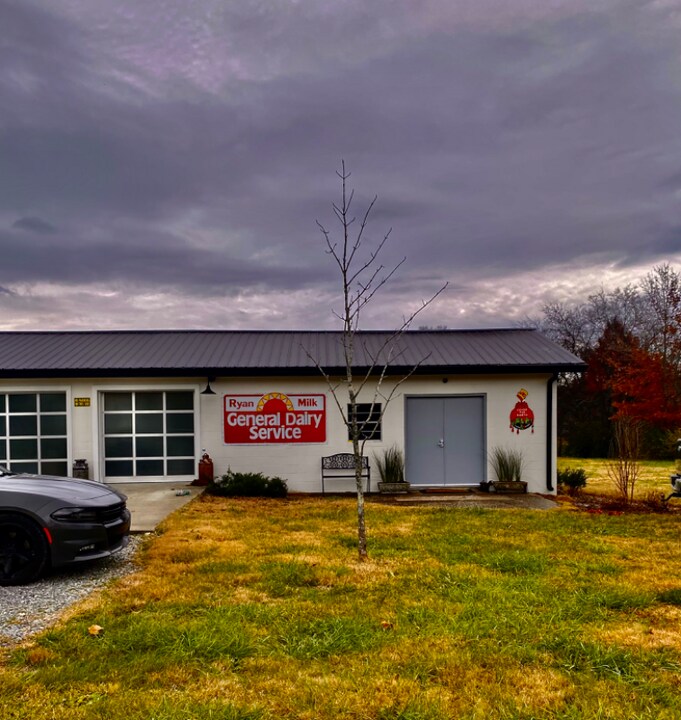 4254 N Chapel Rd in Franklin, TN - Building Photo