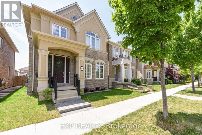 3270 Robert Brown Blvd in Oakville, ON - Building Photo - Building Photo