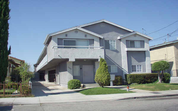 1711 W 146th St in Gardena, CA - Foto de edificio