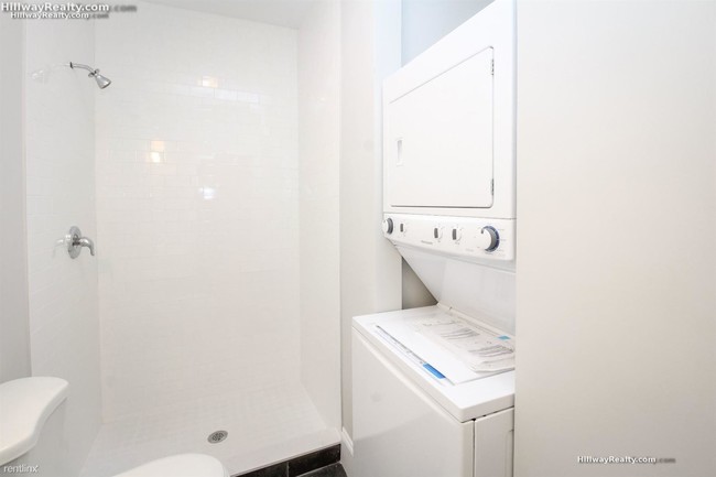 348 Chelsea St-Unit -#3 in Boston, MA - Foto de edificio - Building Photo