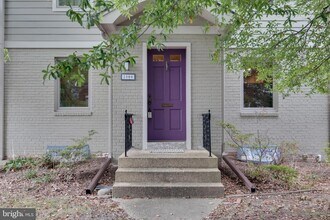 2508 Davis Ave, Unit 2nd FL in Alexandria, VA - Building Photo - Building Photo