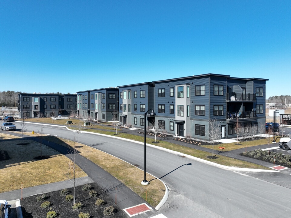 Hackamore North Apartments in Scarborough, ME - Building Photo