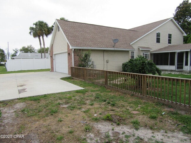 801 Plantation Way in Panama City, FL - Building Photo - Building Photo
