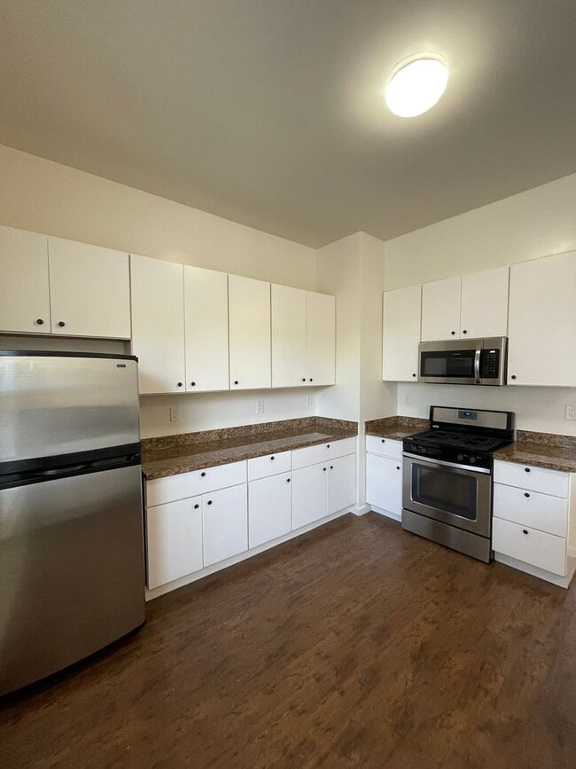 property at 1695 8th St