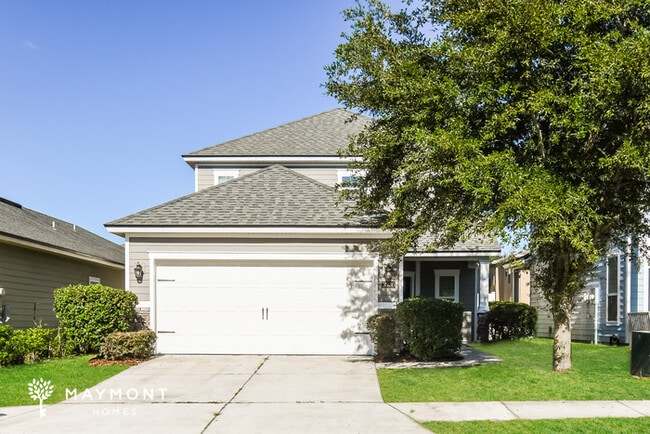 property at 3526 Hawthorn Way