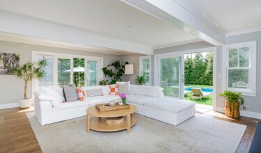 25 Cooper Ln in East Hampton, NY - Building Photo - Building Photo