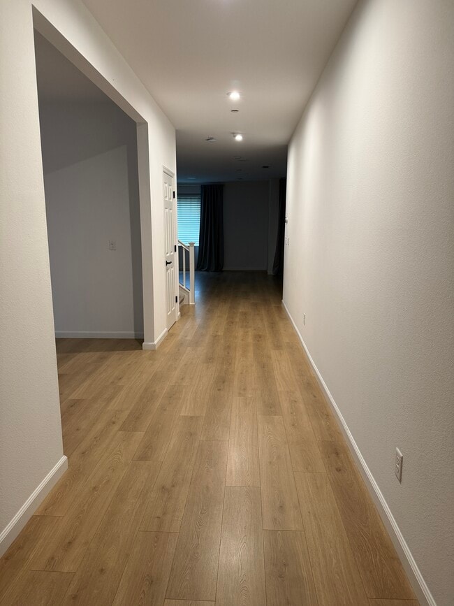 1580 Blue Moon Ln in Roseville, CA - Building Photo - Building Photo