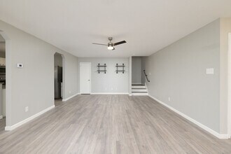 25130 Longbranch Run in San Antonio, TX - Building Photo - Building Photo
