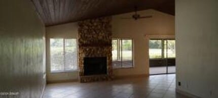106 Augusta Cir in Daytona Beach, FL - Building Photo - Building Photo