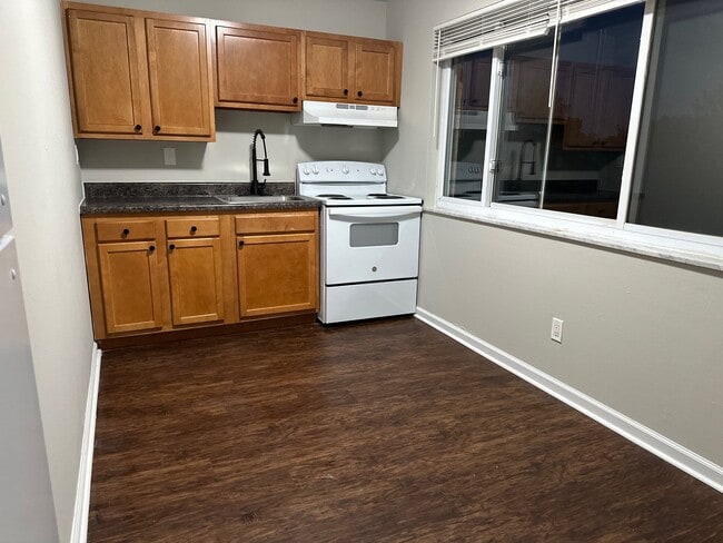 Bruce Court in Florissant, MO - Building Photo - Building Photo