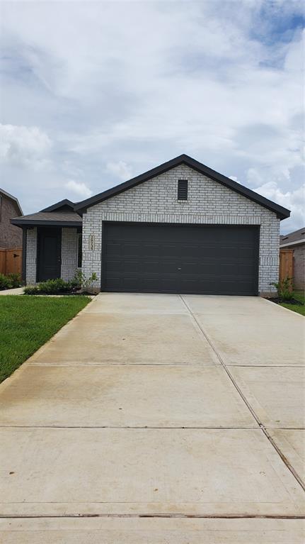 property at 28735 Texas Plns Dr