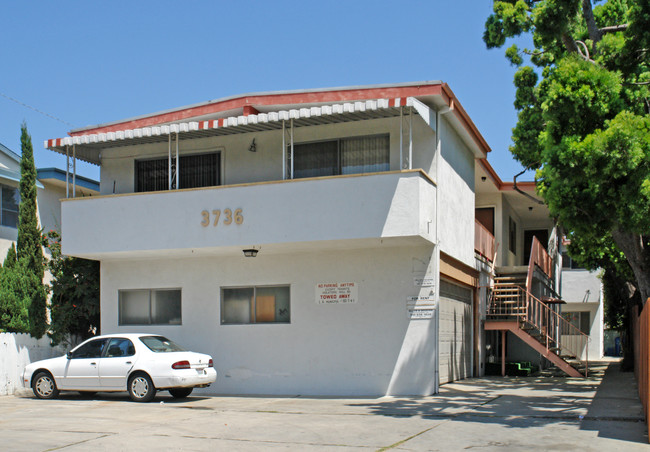 3736 Westwood Blvd in Los Angeles, CA - Foto de edificio - Building Photo