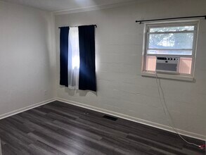 2209 -2215 Highland Street, Unit 2211 in Middletown, OH - Building Photo - Building Photo