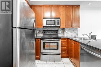 68 Carr St in Toronto, ON - Building Photo - Building Photo