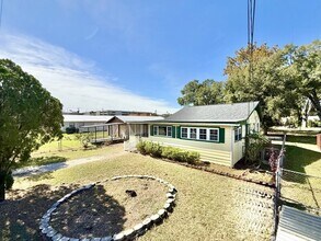 5506 Staley Dr in Tampa, FL - Building Photo - Building Photo