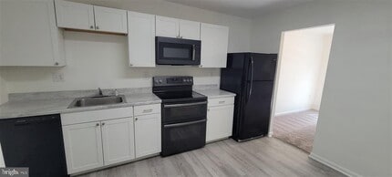 4906 Savoy Pl in Waldorf, MD - Building Photo - Building Photo